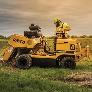 ROGNEUSES AUTOTRACTÉES SUR ROUES